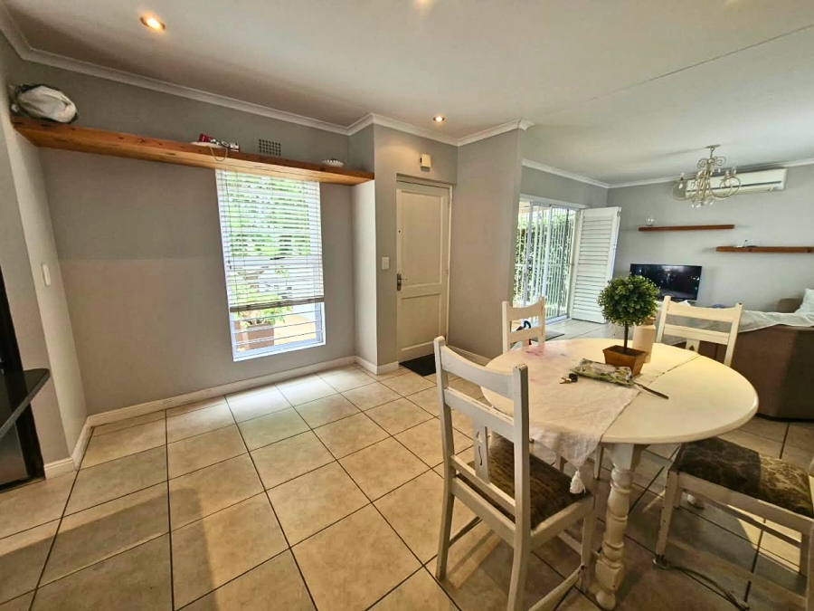 To Let 3 Bedroom Property for Rent in Pinehurst Western Cape